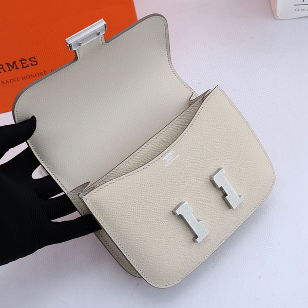 エルメスバッグ着用イメージ
